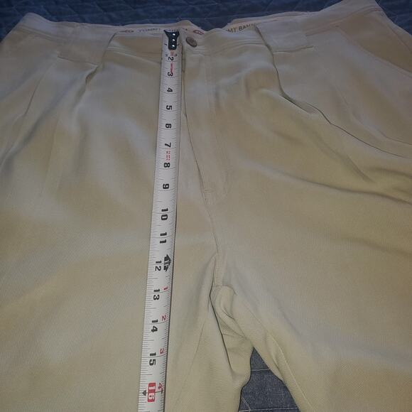Vintage Tommy Bahama Men's Size (36x8) Shorts Tan Pleated 100% Silk Relax Line - Picture 7 of 9